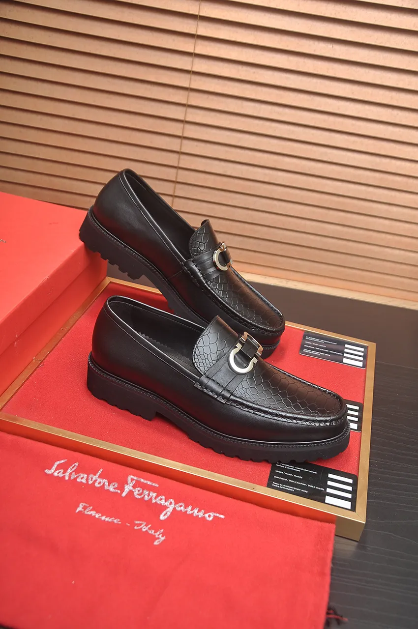 Men's Men's Shoes💰560💶[[HERMES]] (High-end Niuli) New 🍀 HERMES - top version of Ferragamo's classic casual leather shoes! Made of imported original cowhide, the inner top layer is comfortable cowhide lining! Original wear-resistant rubber outsole! High quality products! Code number 38-45 (45 customized)